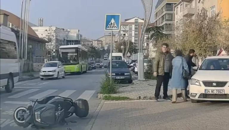Gebze’de Otobüs Motosiklete Çarptı!