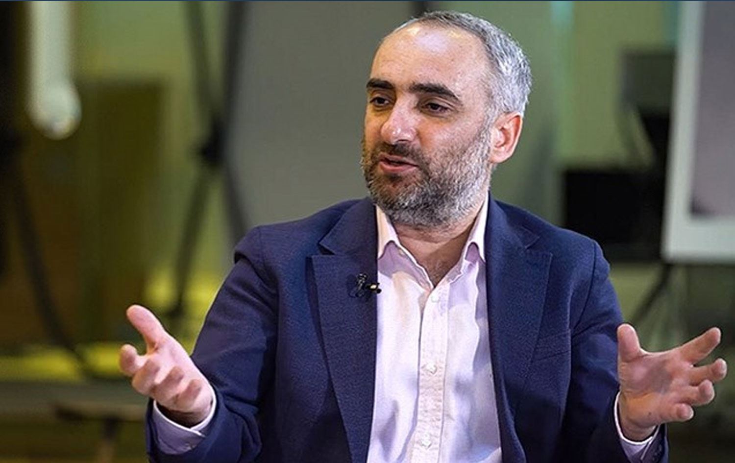 İsmail Saymaz: Ömer Çelik ve Fahrettin Altun Hedefte!