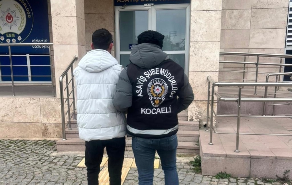 Kocaeli’de Dolandırıcılık Suçundan Aranan Hükümlü Yakalandı!