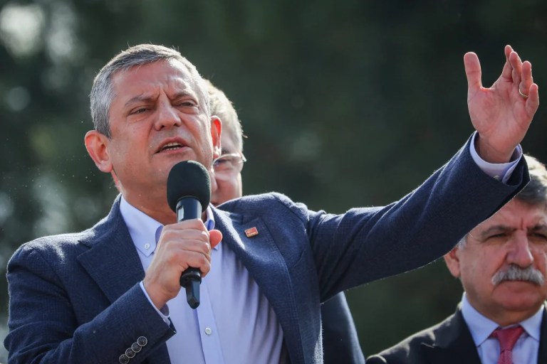 Özgür Özel’den Kartepe Çıkışı: ‘Kansertepe Yaptırmayacağız’