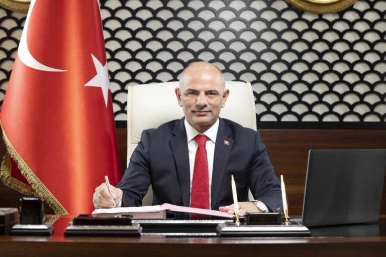 Körfez’de dev ekran etkinliği YKS’ye takıldı