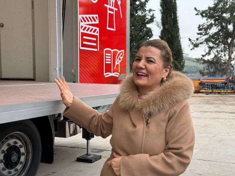 Mobil sahneyle kültür etkinliklerinde yeni dönem