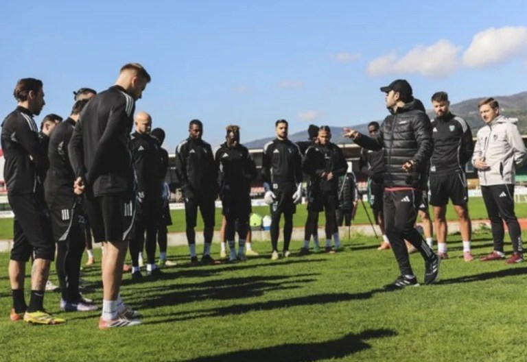Kocaelispor, Rize deplasmanına gitti