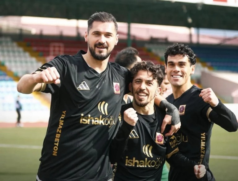 Gebzespor, Isparta deplasmanında galibiyeti son anlarda kaçırdı
