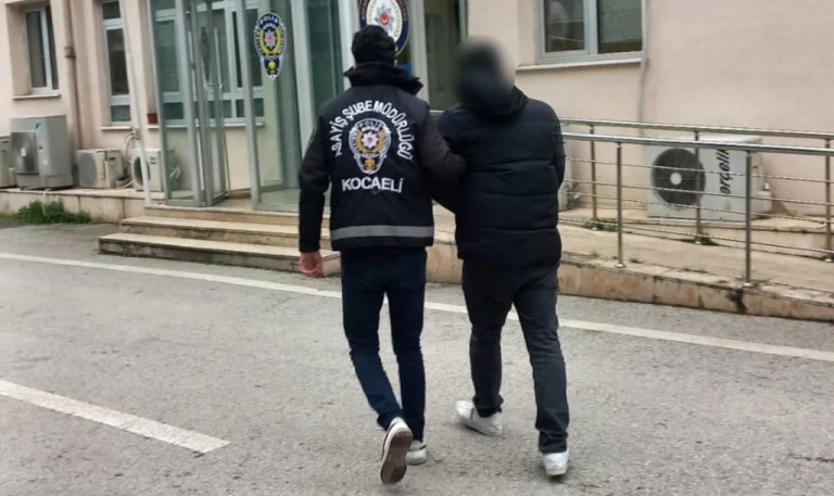 Hırsızlık Hükümlüsü, 15 Yıl Cezasıyla Yakalandı!