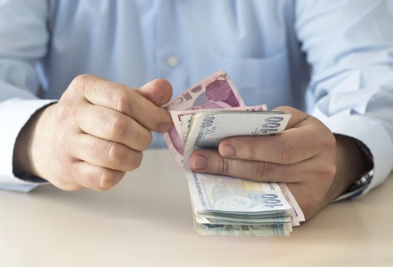 Memurlara yılda iki ikramiye teklifi Meclis’te