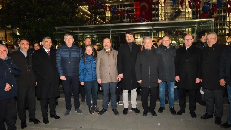 CHP Saraçhane’de buluştu: ‘Millet İradesine Sahip Çıkıyor’