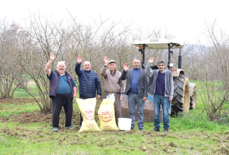 Kocaeli çiftçisinin yüzü gübreyle gülüyor!
