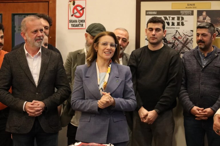 Kocaeli’de tiyatro rüzgarı dinmeyecek