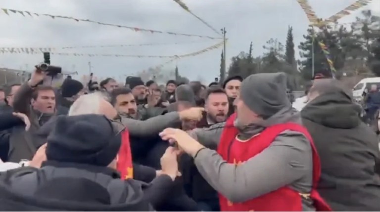 Darıca’da Nevruz kutlamasında gergin anlar!