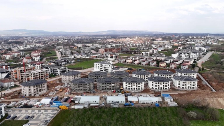 Kartepe Konutlarına Yoğun İlgi: 24 Saatte 1.585 Başvuru