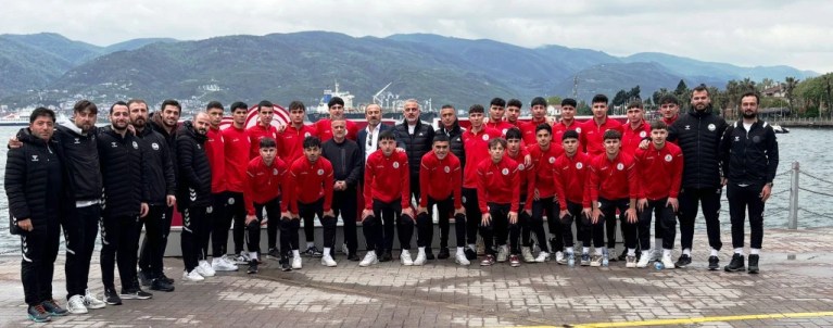 Körfez Gençlerbirliği U18 Bursa’da Sahaya Çıkıyor